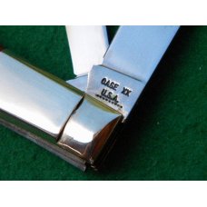 Case XX USA 9 Dot (1971) Bone 62005R One Arm Razor - Mint Case XX USA 9 Dot (1971) Bone 62005R One Arm Razor - Mint