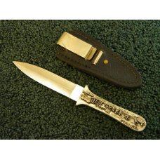 Case XX SS USA 8 Dot (1982) Vietnam Boot Knife USMC Case XX SS USA 8 Dot (1982) Vietnam Boot Knife USMC