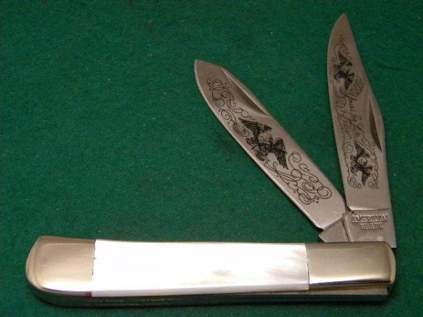 American Blade Collectors Lifetime Pearl Trapper Knife by Parker Japan American Blade Collectors Lifetime Pearl Trapper Knife by Parker Japan