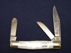 Fight'n Rooster Frank Buster Celebrated Cutlery Germany Imitation Pearl Stockman Knife c.1987