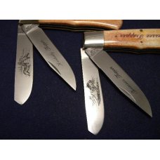 Frost Cutlery Japan Bone Tennessee & Kentucky Trappers Knife Set Frost Cutlery Japan Bone Tennessee & Kentucky Trappers Knife Set