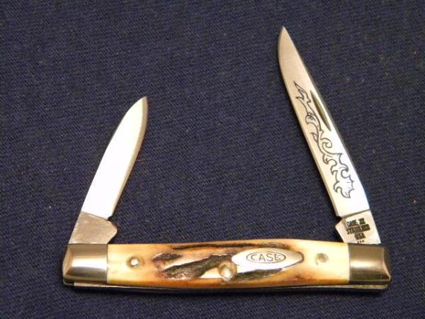 Case XX Stainless USA 5233 SSP 3 Dot (1977) Blue Sroll Stag 2 Blade Pen Knife - Mint Case XX Stainless USA 5233 SSP 3 Dot (1977) Blue Sroll Stag 2 Blade Pen Knife - Mint