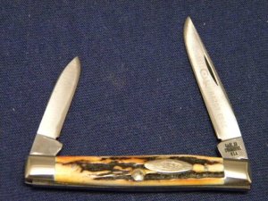 Case XX Stainless USA 4 Dot (1976) Stag 5233 SSP Razor Edge 2 Blade Pen Knife