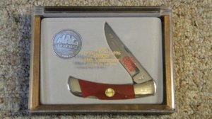 Bear MGC USA 1996 Mac Tools 58th Anniversary Smooth Red Bone Lockback Knife - NIB
