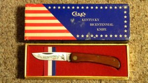 Case XX USA 1975 Wood P137 SS Kentucky Bicentennial Sodbuster Knife - NIB