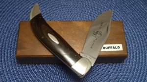 Case XX USA 4 Dot (1976) Wood P172 Buffalo Clasp Knife