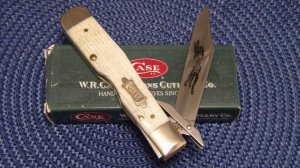 Case XX USA 2002 Natural Bone 6111 1/2L SS Cheetah Knife - NIB