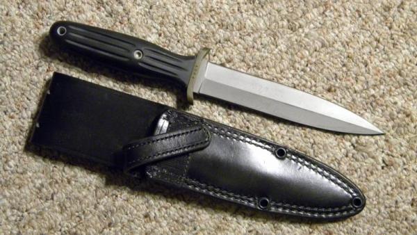 Applegate-Fairbairn Combat Fixed Blade Sheath Knife by William W. Harsey Applegate-Fairbairn Combat Fixed Blade Sheath Knife by William W. Harsey