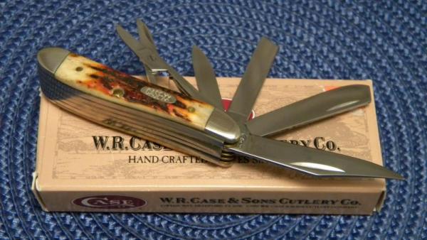 Case XX USA 3 Dot (1997) Red Stag R5520 SS 5 Blade Peanut Knife - NIB Case XX USA 3 Dot (1997) Red Stag R5520 SS 5 Blade Peanut Knife - NIB