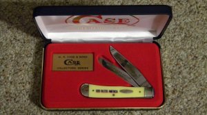 Case XX USA 2001 Yellow 3254 SS Trapper Knife God Bless America Collector's Edition - NIB