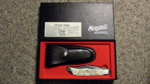 Schrade USA SC500 Scrimshaw Linerlock Folding Hunter Knife & Pouch c. 1981 - NIB
