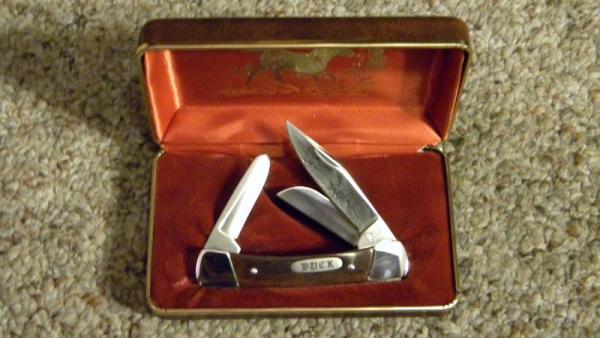 Buck 703 USA Aurum Etch Colt Wood 3 Blade Folding Knife Pre 1986 - NIB
