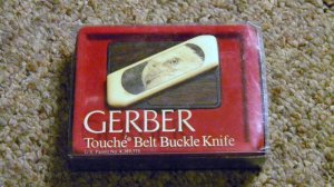 Gerber Portland, OR 97223 USA Scrimshawed Touche' Belt Buckle Knife - NIB