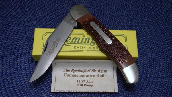Remington 1990 Shotgun Commemorative Delrin Folding Hunter Knife - NIB Remington 1990 Shotgun Commemorative Delrin Folding Hunter Knife - NIB