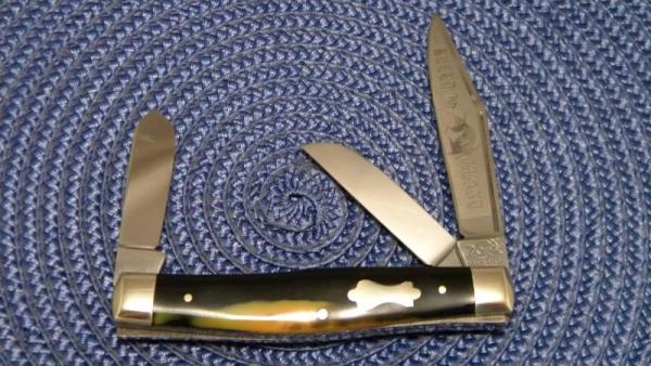 Bulldog Brand Solingen Germany Coon Stripe Celluloid Stockman Knife Bulldog Brand Solingen Germany Coon Stripe Celluloid Stockman Knife