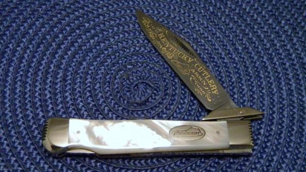 Fight'n Rooster Germany Pearl Swing Guard Lockback 1998 Kentucky Cutlery Assn. Club Knife