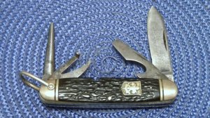 Vintage L.F. & C. Universal Made in USA Landers Frary & Clark Boy Scout BSA Knife
