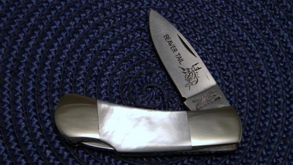 Parker Cut Co. Surgical Steel Japan Pearl Beaver Tail Lockback Knife Parker Cut Co. Surgical Steel Japan Pearl Beaver Tail Lockback Knife