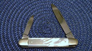 Hen & Rooster Voss Cut. Co. Solingen Germany Pearl 2 Blade Knife