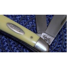 Case XX 1940-64 Yellow Composition 3220 Peanut Knife Case XX 1940-64 Yellow Composition 3220 Peanut Knife