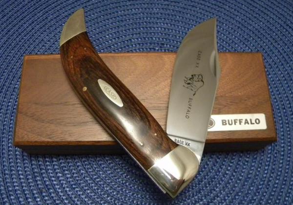 Case XX USA 7 Dot (1973) Wood P172 Buffalo Clasp Knife - NIB