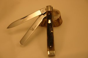 Queen Classic First Run Doctors Knife