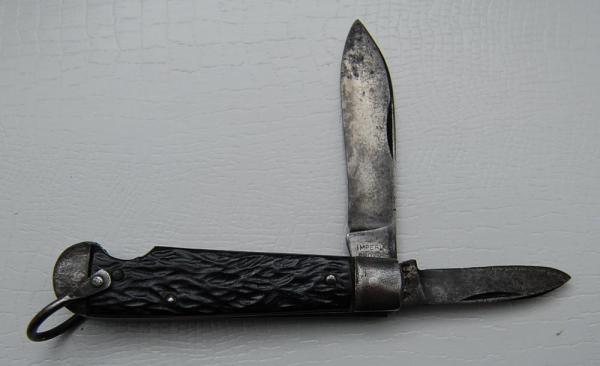 Imperial In Good Condition With Black Synthetic Covers 3 3/8