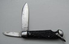 Imperial In Excellent Condition With Black Synthetic Covers 3 3/8