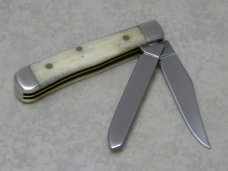 Case XX USA W.R. Case & Sons Cutlery Co. 2005 Celebration Bone 62154 SS Tiny Trapper Knife