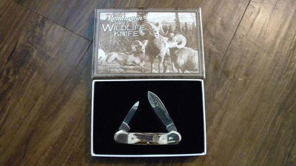 Remington Germany Stag Canoe 1997 Wildlife Knife in Box