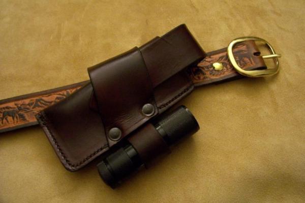Custom Leather Pocket Knife Case -  Large Sidewinder  - Flashlight Loop
