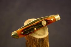 Queen Cutlery   #14 ACSB Peanut Pocket Knife   #156