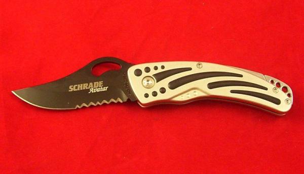 Schrade USA Avatar AV-77 Lockback. 4 1/4 Schrade USA Avatar AV-77 Lockback. 4 1/4