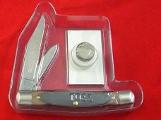 SCHRADE USA 33ot new old stock with magnetic display insert 