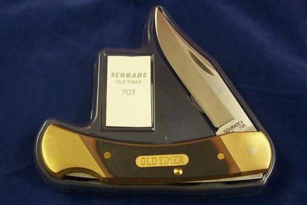 SCHRADE USA 7ot new old stock with magnetic display insert SCHRADE USA 7ot new old stock with magnetic display insert