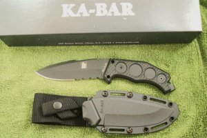 Ka-Bar 5555 Fin Fixed Blade Drop Point NEW IN THE BOX D2 STEEL