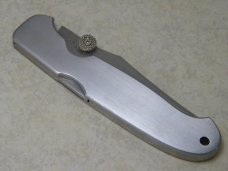 Rigid RG-22 Surgical Steel Japan Plain Edge Metal Large Lockback Thumb Stud Knife in Box