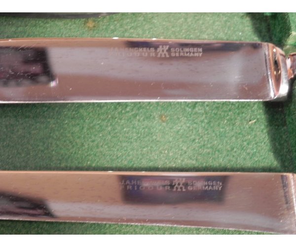 Pocketknives: Markings of Manufacturers and Dealers 1979 misprint first edition Pocketknives: Markings of Manufacturers and Dealers 1979 misprint first edition
