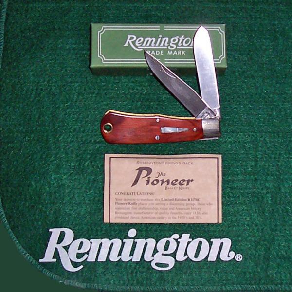 Mint Remington 2003 R1178C Pioneer Bullet Knife 