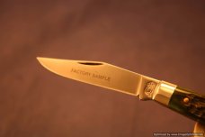 Queen Cutlery #51 Small Trapper Factory Sample 1 of 1.   #1312