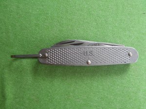 1982  Camillus Mil-K Demo Knife               