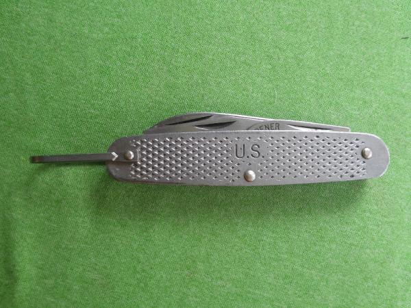 1982  Camillus Mil-K Demo Knife               