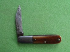 Cattaraugus Barlow 1159  with smooth bone handles      