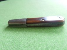 Cattaraugus Barlow 1159  with smooth bone handles      