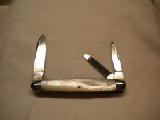 E.C. Simmons Keen Kutter St Louis - Pearl Handled Whittler Pattern #K309R - Circa 1868-1940