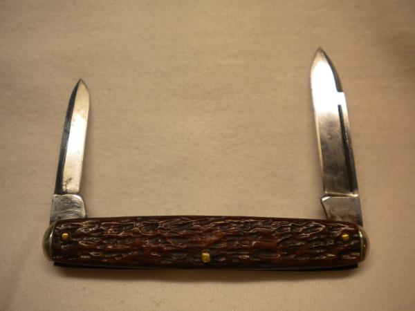 Challenge Cutlery Co Bridgeport - Long Pull Pen Knife - Bone Handles - Circa 1891-1928