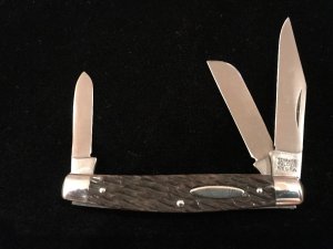 Schrade Walden 832 Jigged Bone Unused