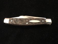 Schrade Walden 832 Jigged Bone, Unused