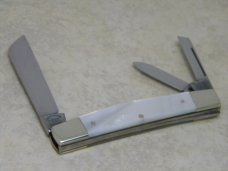 Fight'n Rooster Germany Pearl Congress Whittler Knife 1979 The Kentucky Cutlery Assn.