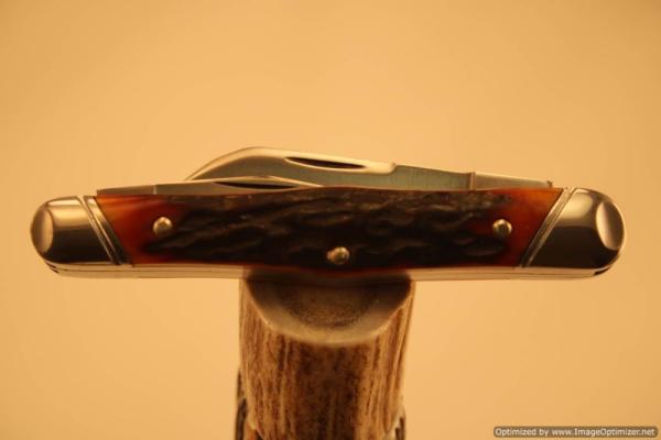Tuna Valley Cutlery India Amber Stag Carpenter Whittler.   #487